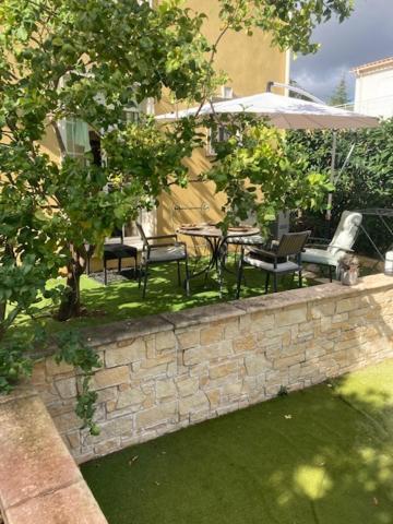 Location Studio De Charme Antibes Exterior photo